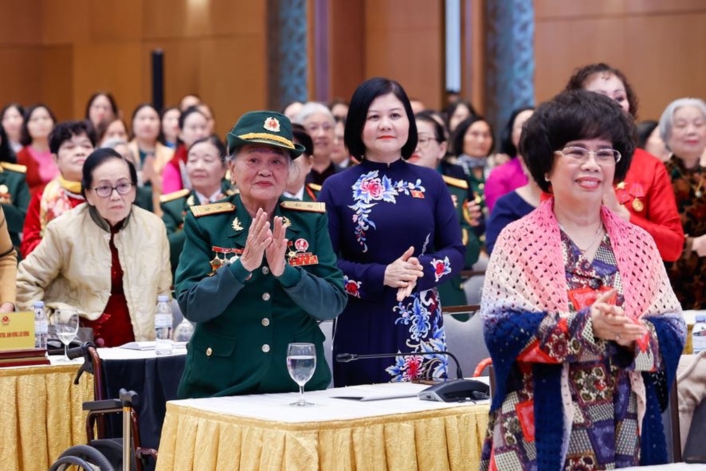 Tỷ lệ nữ lãnh đạo chủ chốt trong các cơ quan thuộc Chính phủ tăng cao - 2 Tỷ lệ nữ lãnh đạo chủ chốt trong các cơ quan thuộc Chính phủ tăng cao - 2