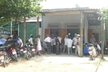 "Dính" điện cao thế khi xây nhà, 1 công nhân tử vong