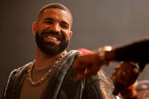 Rapper Drake gây sửng sốt khi rút tên khỏi danh sách đề cử Grammy