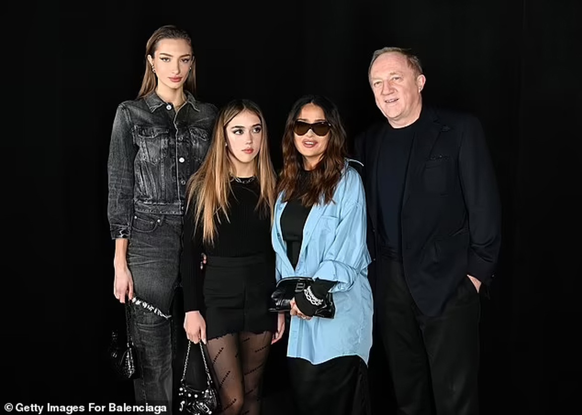 Hoa hậu Hoàn vũ Olivia Culpo mặc váy bốc lửa đọ dáng dàn sao tại Paris - 6 Hoa hậu Hoàn vũ Olivia Culpo mặc váy bốc lửa đọ dáng dàn sao tại Paris - 6