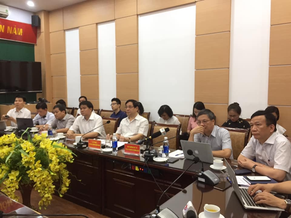 Nam phi công mắc Covid-19: Hồi phục 10-20%, chưa thể ghép phổi - 2 Nam phi công mắc Covid-19: Hồi phục 10-20%, chưa thể ghép phổi - 2
