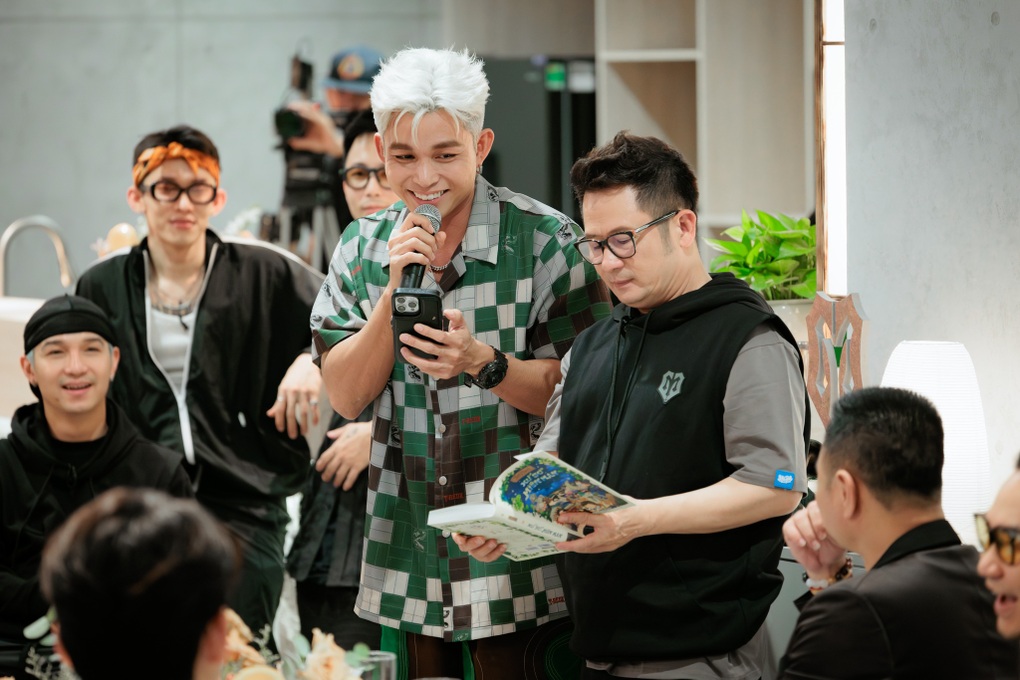 Anh trai vượt ngàn chông gai và loạt show truyền hình dời lịch phát sóng - 1 Anh trai vượt ngàn chông gai và loạt show truyền hình dời lịch phát sóng - 1