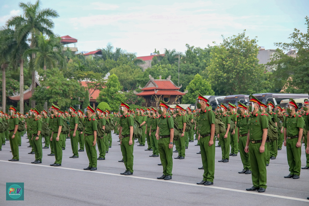 650 học viên HV Cảnh sát nhân dân xuất quân chi viện các tỉnh phía Nam - 3 650 học viên HV Cảnh sát nhân dân xuất quân chi viện các tỉnh phía Nam - 3