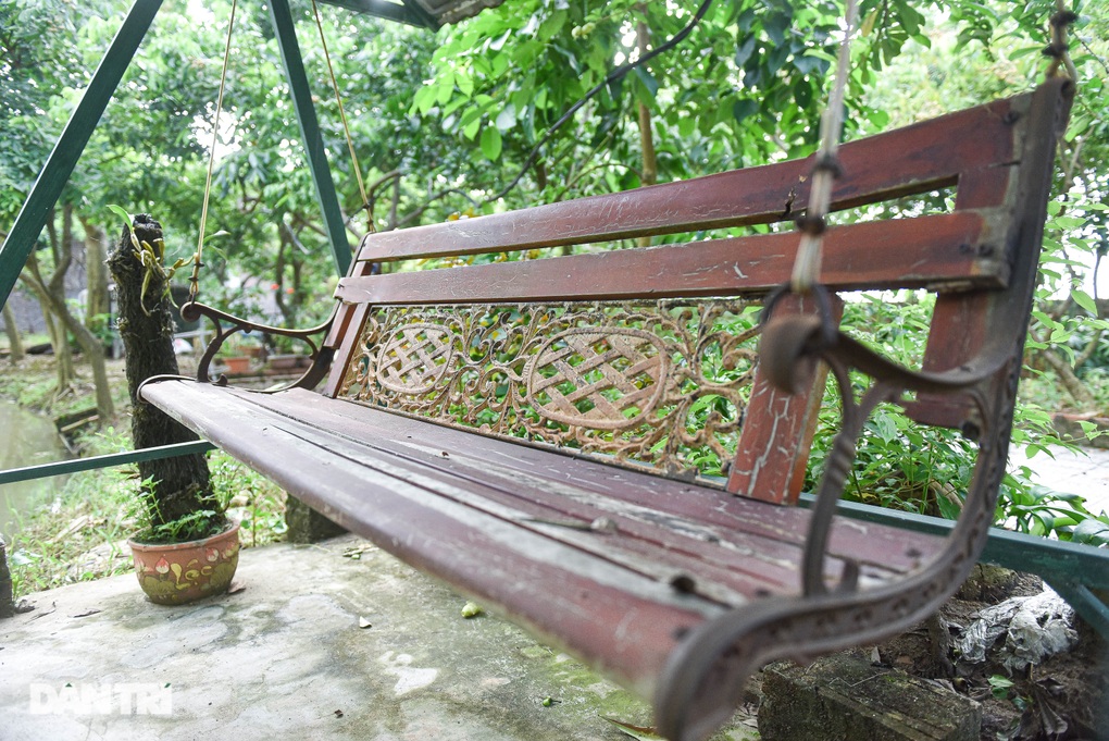 Con gái Giang Còi tiết lộ lí do làm tang lễ cho bố sau một năm qua đời - 14 Con gái Giang Còi tiết lộ lí do làm tang lễ cho bố sau một năm qua đời - 14