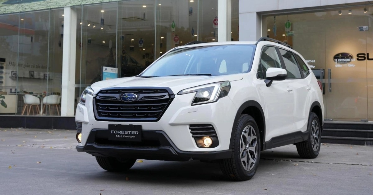 Đại lý “xả” lô xe Subaru Forester chạy lướt, có chiếc còn gần 700 triệu