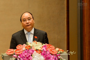 Giá dầu thô giảm mạnh, thu ngân sách vẫn đạt 1 triệu tỉ đồng