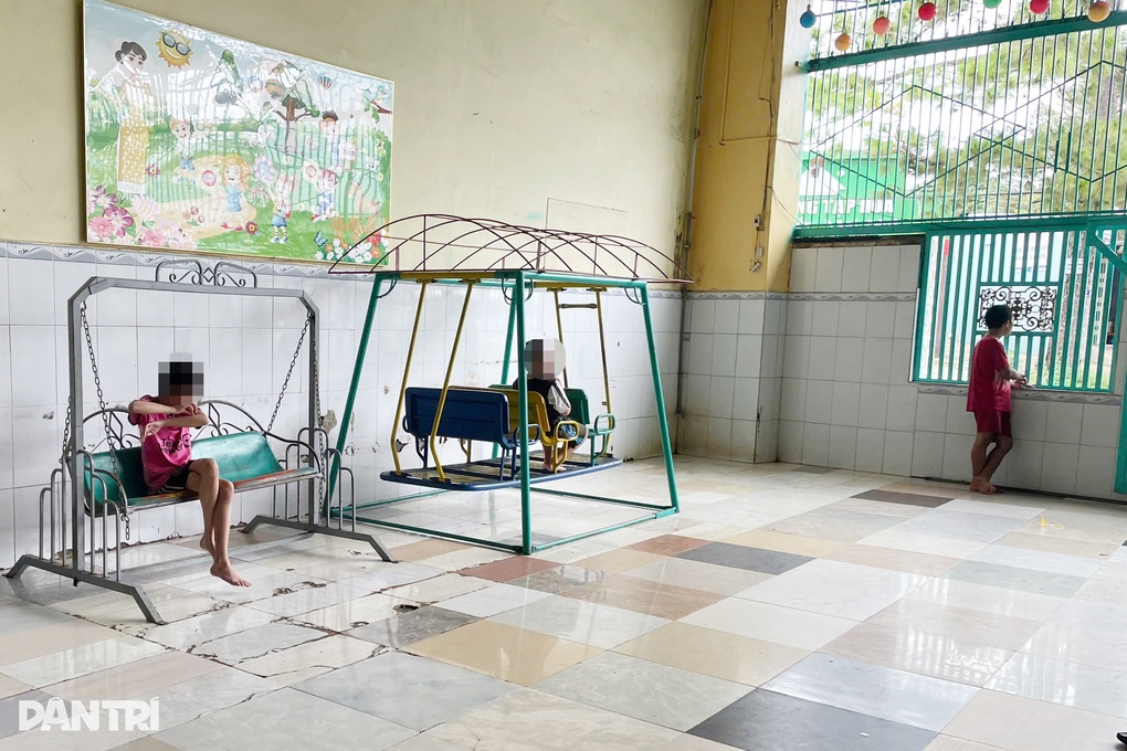 Bé 5 tuổi nghi bị bạo hành ở cơ sở nuôi dưỡng: Tử vong ngoại viện - 1 Bé 5 tuổi nghi bị bạo hành ở cơ sở nuôi dưỡng: Tử vong ngoại viện - 1