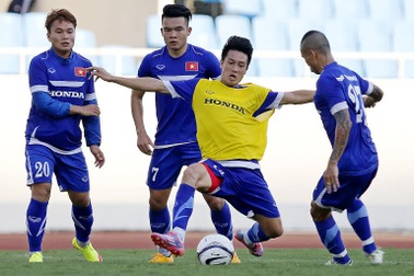 VFF lo đội tuyển Việt Nam phải đá sân trung lập