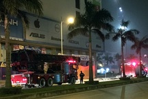 Hà Nội: Cháy chung cư, bà bầu cùng con nhỏ đi cấp cứu trong đêm