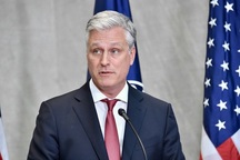 Mỹ “sốc” vì Anh mở đường cho Huawei bất chấp an ninh quốc gia