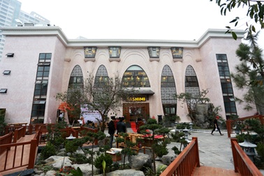 Sashimi BBQ Garden - Trao trọn yêu thương - Tri ân khách hàng