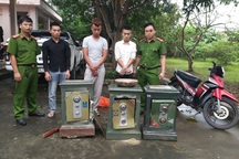 Bắt nhóm trộm chuyên bê hòm công đức, két sắt