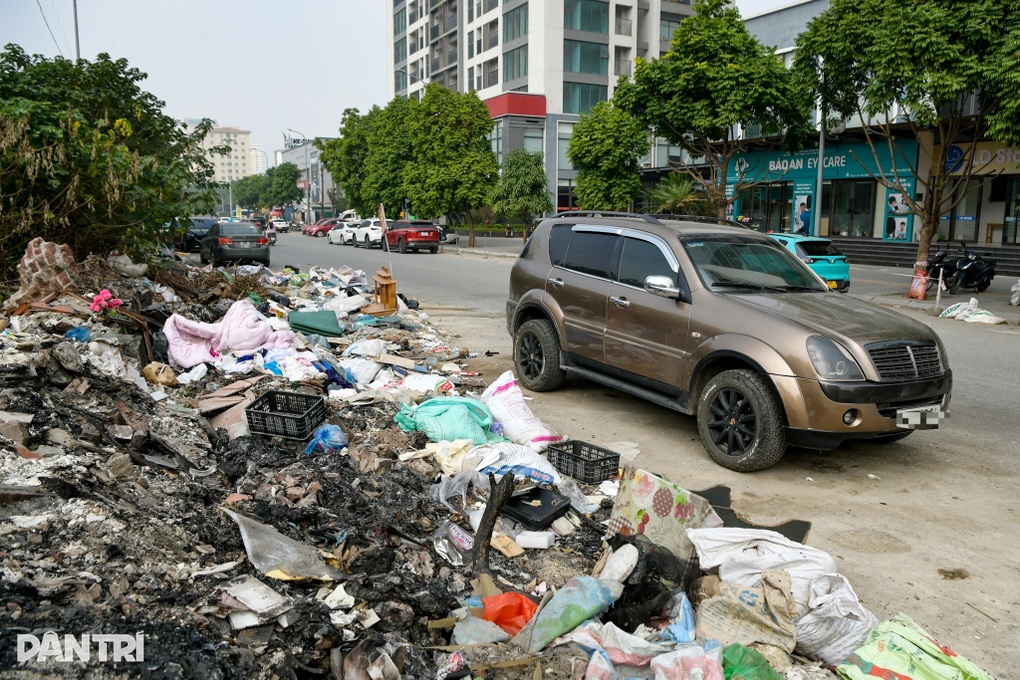 Ra đường có camera AI: Mong công nghệ bắt lỗi hành vi xả rác bừa bãi - 1