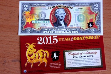 Tờ 2 USD hình dê vàng giá 400.000 đồng/tờ "hút" khách