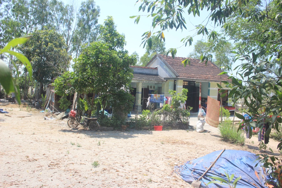 Nghi an mot phu nu cam diec bi giet de cuop tai san Nghi an mot phu nu cam diec bi giet de cuop tai san