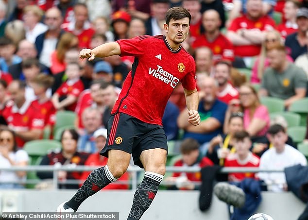 Man Utd cay đắng trả tiền để tống khứ Harry Maguire - 1