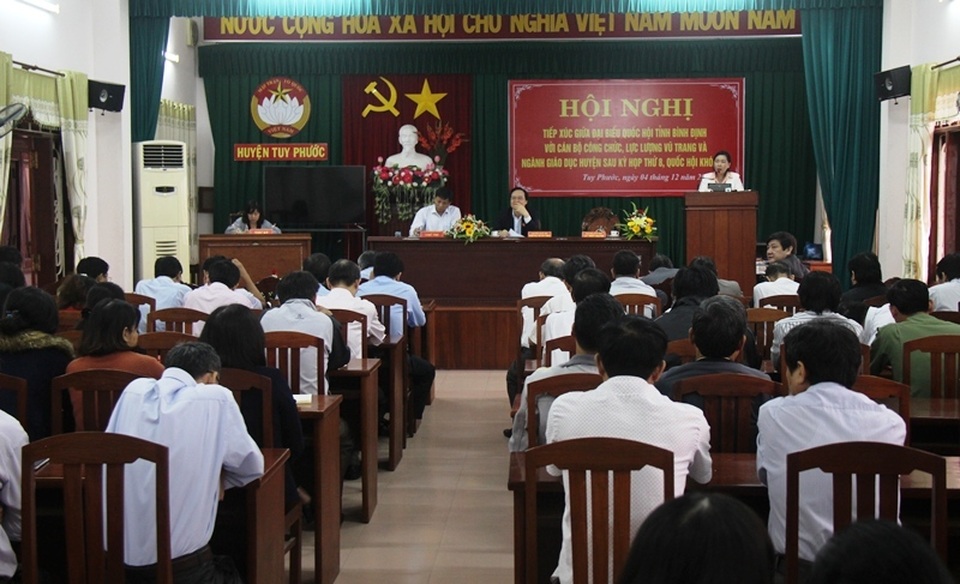 Cử tri băn khoăn phương pháp chọn SGK chương trình giáo dục phổ thông mới - 3 Cử tri băn khoăn phương pháp chọn SGK chương trình giáo dục phổ thông mới - 3