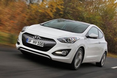 Cận cảnh xe Hyundai i30 phiên bản 3 cửa