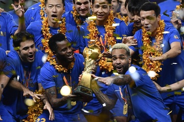 Nhà vô địch bóng đá Trung Quốc chính thức bị xóa sổ