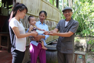 Góa phụ nghèo bất ngờ trúng 20 triệu mà không dám nhận