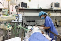 Nổ bình gas 12kg khi nấu ăn, chàng trai 18 tuổi bị chấn thương nặng