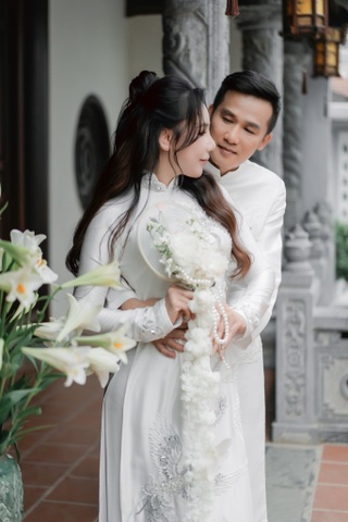 Lộ diện chồng sắp cưới của ca sĩ Hồ Quỳnh Hương - 7