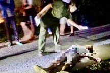 Mâu thuẫn trong lúc nhậu, người đàn ông bị bạn đâm chết giữa đường