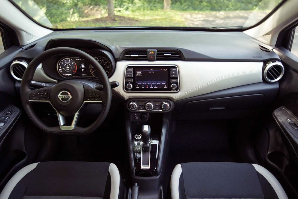 Nissan Sunny 2021 rục rịch về Việt Nam, cửa nào đấu Vios và Accent? - 2 Nissan Sunny 2021 rục rịch về Việt Nam, cửa nào đấu Vios và Accent? - 2