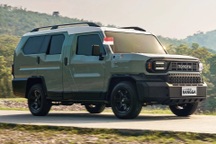 Xe bán tải Toyota Hilux có thêm cấu hình SUV 7 chỗ, rẻ hơn Fortuner