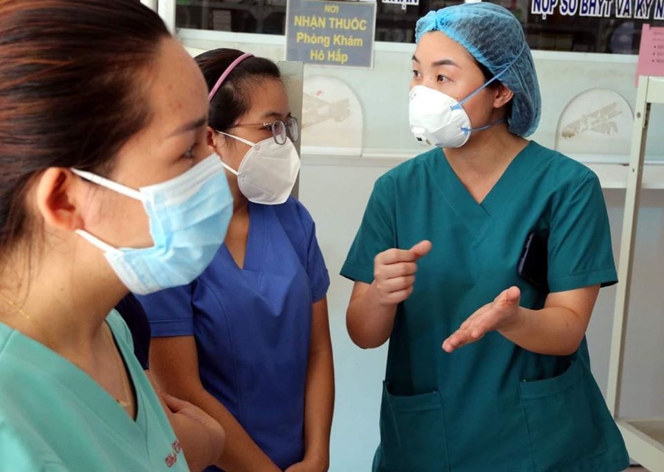 Chuyện chưa kể ở tâm dịch Đà Nẵng: “Mỗi ngày con xé một tờ lịch chờ mẹ về” - 2 Chuyện chưa kể ở tâm dịch Đà Nẵng: “Mỗi ngày con xé một tờ lịch chờ mẹ về” - 2