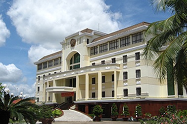 Bến Tre bổ nhiệm hơn 50 cán bộ chưa đủ điều kiện