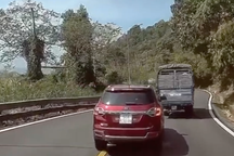 Khi tài láo gặp tài ẩu