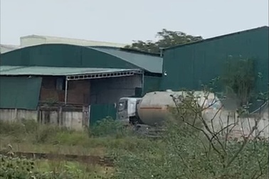 Công an vào cuộc điều tra nhà kho nghi chiết gas lậu "khủng"