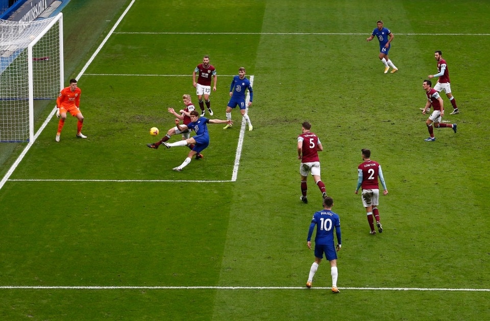 Hàng thủ thăng hoa, HLV Tuchel có chiến thắng đầu tay cùng Chelsea - 13 Hàng thủ thăng hoa, HLV Tuchel có chiến thắng đầu tay cùng Chelsea - 13