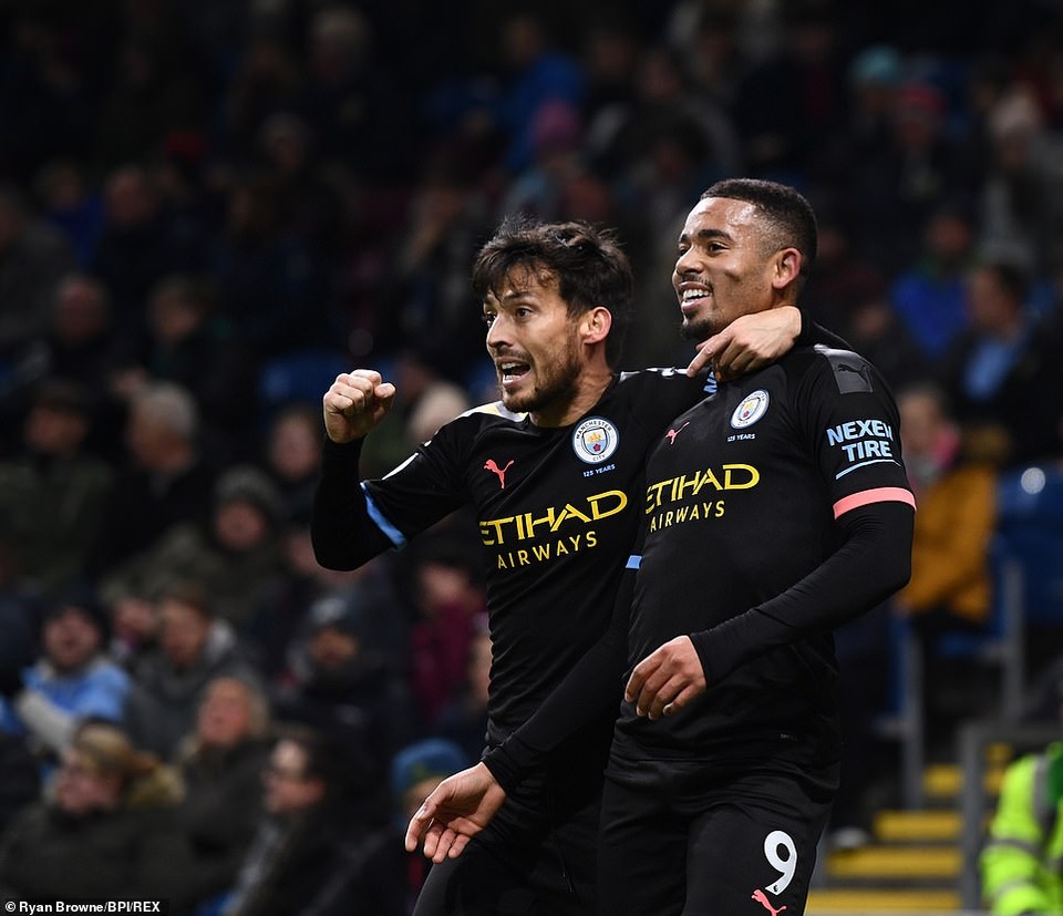 Burnley 1-4 Man City: Đẳng cấp của nhà ĐKVĐ - 1 Burnley 1-4 Man City: Đẳng cấp của nhà ĐKVĐ - 1
