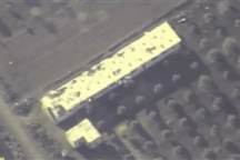 Khoảnh khắc máy bay Nga san phẳng kho vũ khí của khủng bố ở Idlib