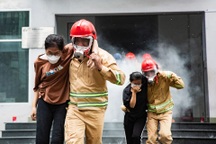 Cháy giả định tại trường đại học, hàng chục sinh viên được giải cứu