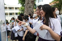 "Bầu trời Tổ quốc" vào đề ngữ văn thi tốt nghiệp THPT 2025