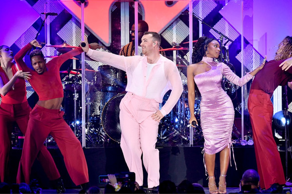 Sam Smith điệu đà đội vương miện - 4 Sam Smith điệu đà đội vương miện - 4