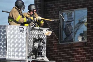 Tháo dỡ thành công bẫy thuốc nổ trong nhà kẻ xả súng rạp chiếu phim