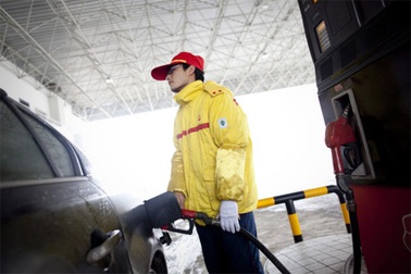 Trung Quốc tăng giá xăng dầu lần thứ 2 trong 6 tuần