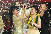 Hương Tràm vỡ òa niềm hạnh phúc chiến thắng