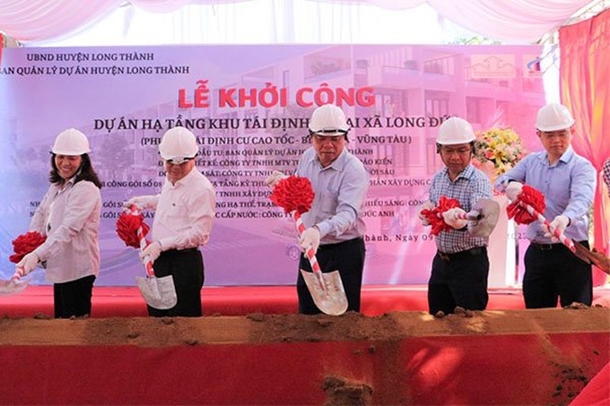 Lãnh đạo tỉnh Đồng Nai thực hiện nghi thức khởi công khu tái định cư tại xã Long Đức, huyện Long Thành.