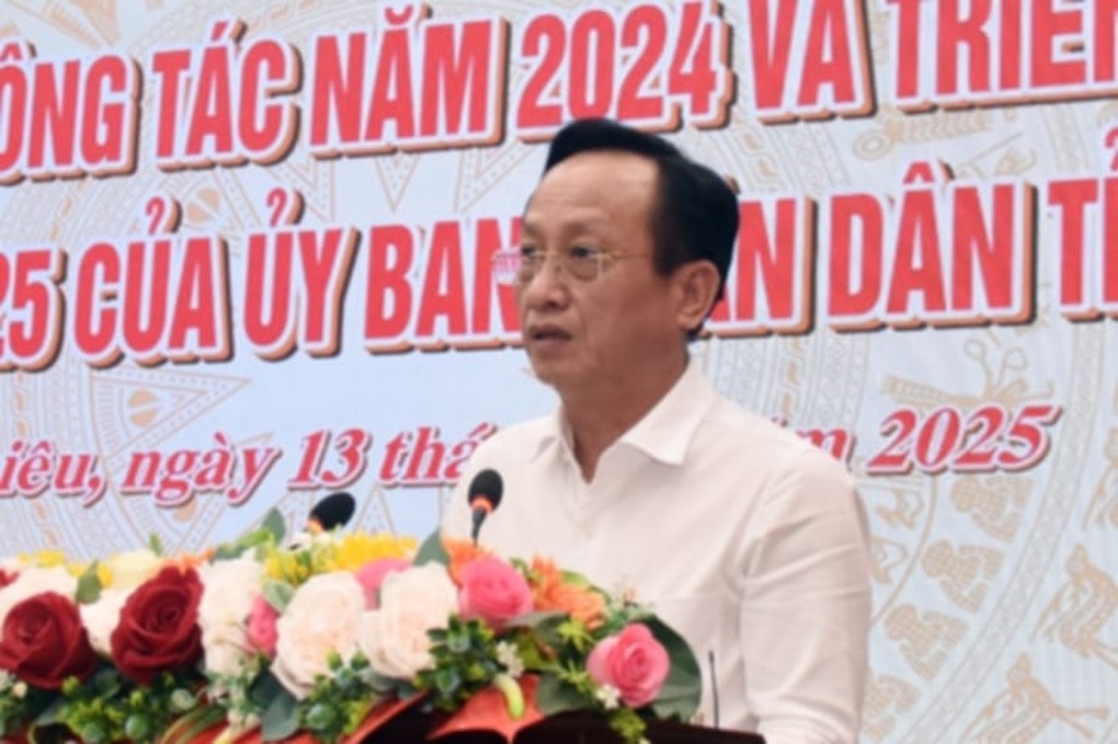 Trung ương gõ kẻng rồi mà tỉnh còn tình tang là không được - 1 Trung ương gõ kẻng rồi mà tỉnh còn tình tang là không được - 1