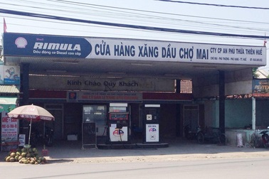 Cho nghỉ việc nhân viên đổ xăng bị khách hàng tố “ăn gian” 10 ngàn đồng