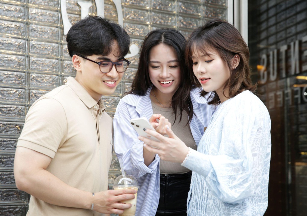 Lợi ích khi khách hàng mở tài khoản IVB Mobile Banking bằng eKYC - 3 Lợi ích khi khách hàng mở tài khoản IVB Mobile Banking bằng eKYC - 3