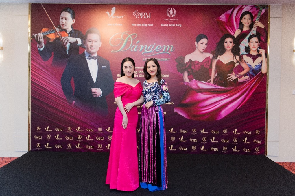 Live concert Dáng em sẽ là bản hòa ca tinh tế, quyến rũ giữa âm nhạc và thời trang - 6 Live concert Dáng em sẽ là bản hòa ca tinh tế, quyến rũ giữa âm nhạc và thời trang - 6