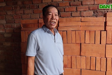Ông Nguyễn Quá giữ bí quyết sản xuất gạch Chăm ở Quảng Nam