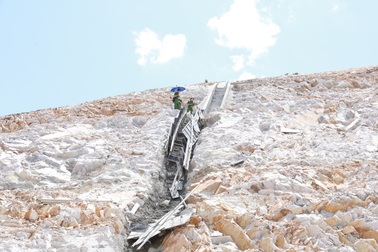 Vụ tai nạn khi thi công cao tốc 2 người tử vong: Dàn cốp pha bất ngờ sập