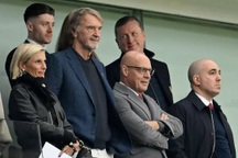 Ba sếp lớn đột ngột rời khỏi Man Utd